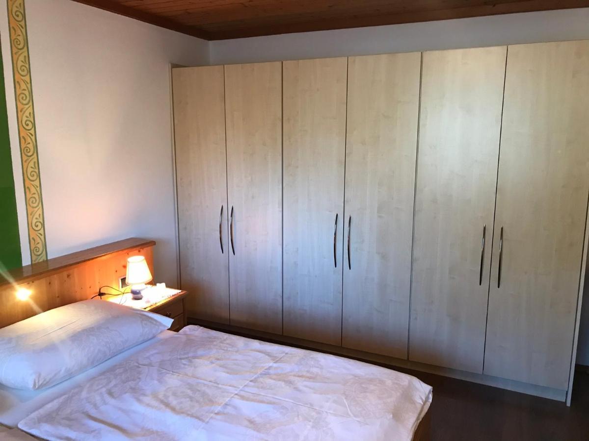 ローファーHaus Fernsebnerアパートメント エクステリア 写真