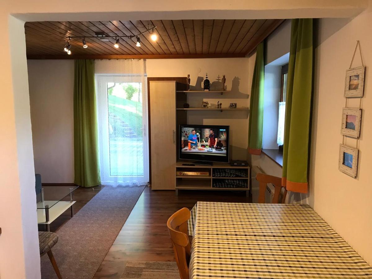 ローファーHaus Fernsebnerアパートメント エクステリア 写真